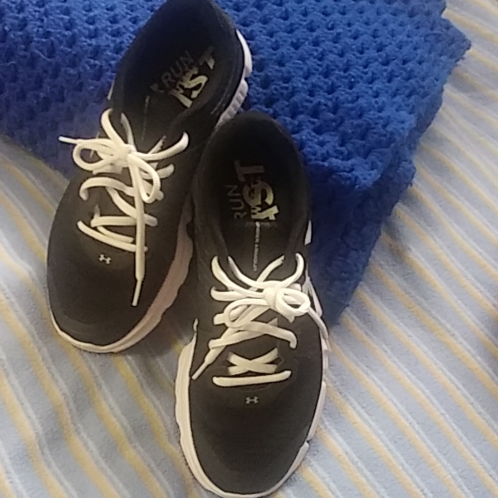 Under Armour Running Sneakers